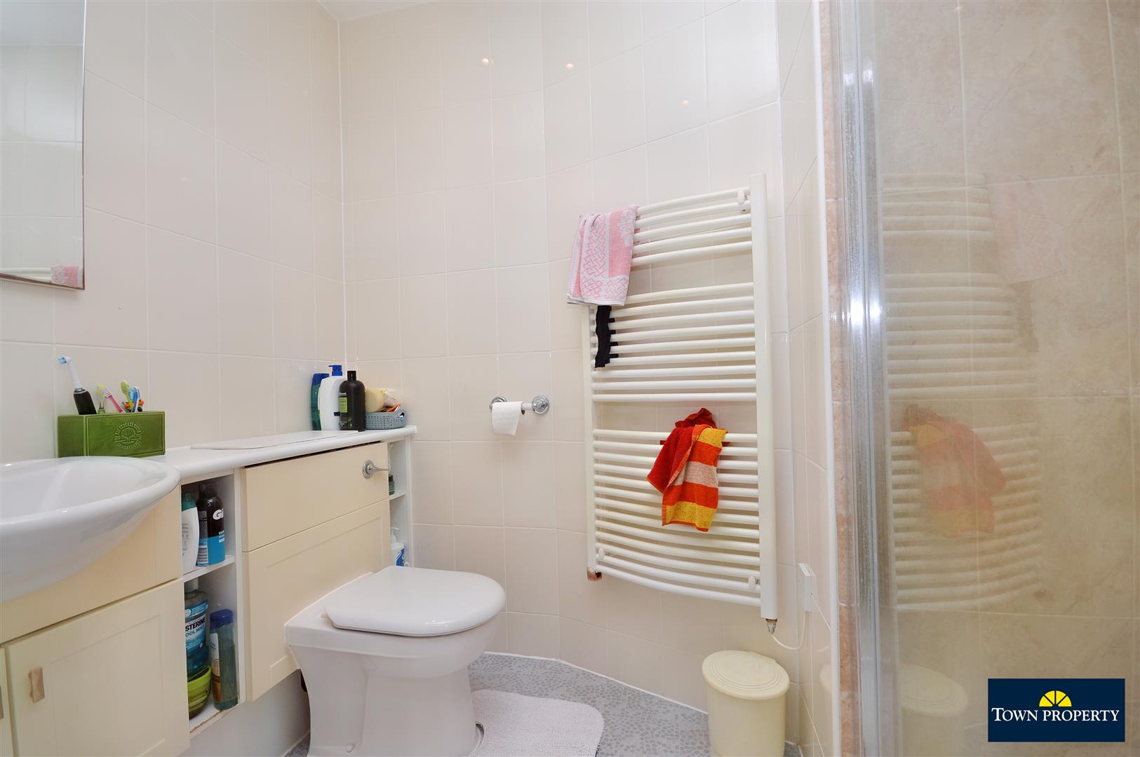 Property Details for Eugene Way Eastbourne BN23 5BH Town Property